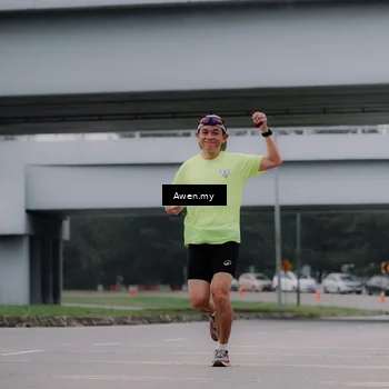Runner Photo 7409093
