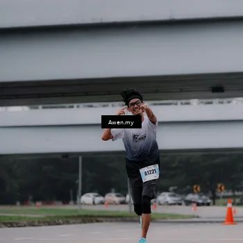 Runner Photo 7409099