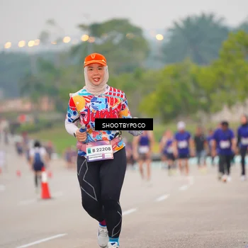 Runner Photo 7409110