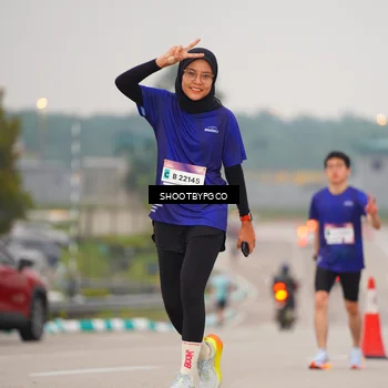Runner Photo 7409131
