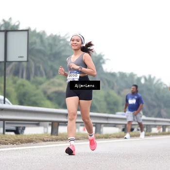 Runner Photo 7409143