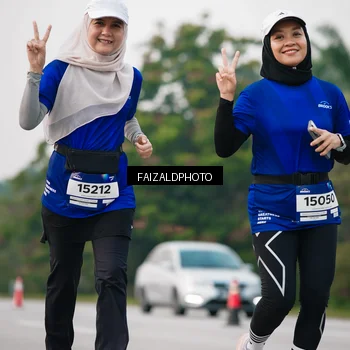 Runner Photo 7409153