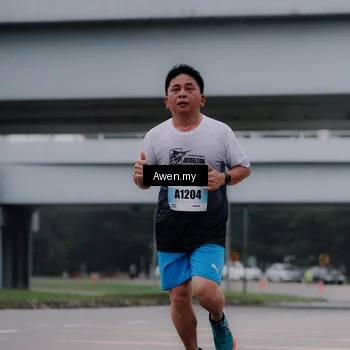 Runner Photo 7409166
