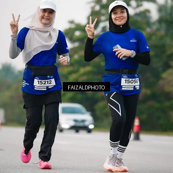 Runner Photo 7409179