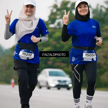 Runner Photo 7409180