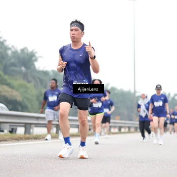 Runner Photo 7409182