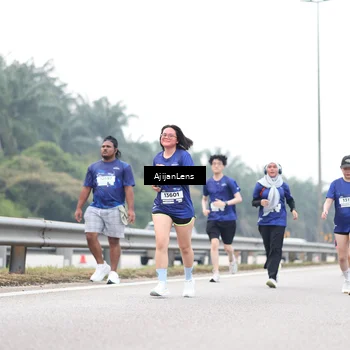 Runner Photo 7409241