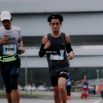 Runner Photo 7409250