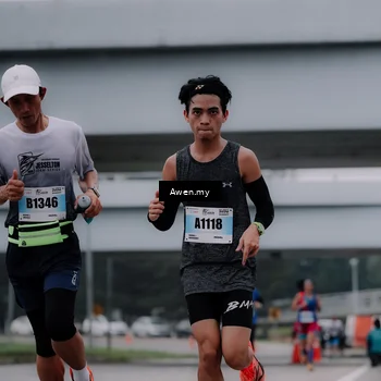 Runner Photo 7409251