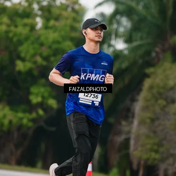 Runner Photo 7409254