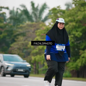 Runner Photo 7409260