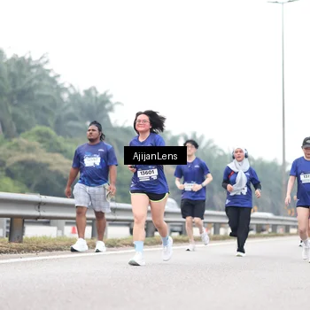 Runner Photo 7409268