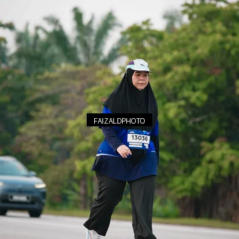 Runner Photo 7409272