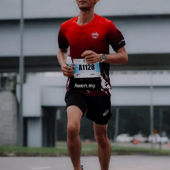 Runner Photo 7409273