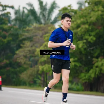 Runner Photo 7409321