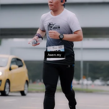 Runner Photo 7409322