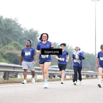 Runner Photo 7409326