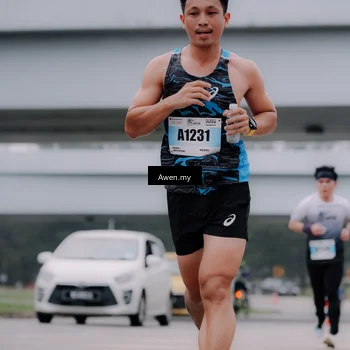 Runner Photo 7409337