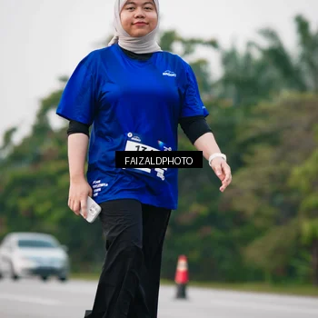 Runner Photo 7409368