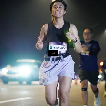 Runner Photo 7409428