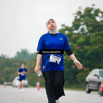 Runner Photo 7409429