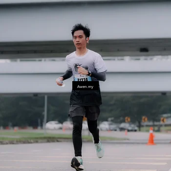 Runner Photo 7409437