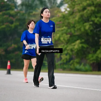 Runner Photo 7409457