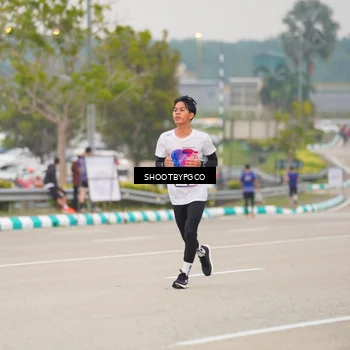 Runner Photo 7409463