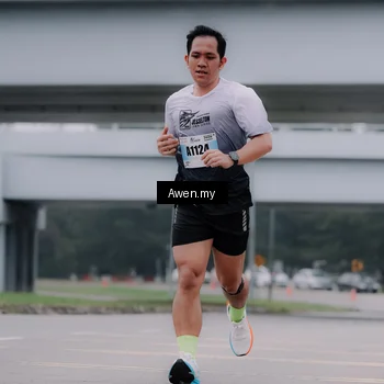 Runner Photo 7409473