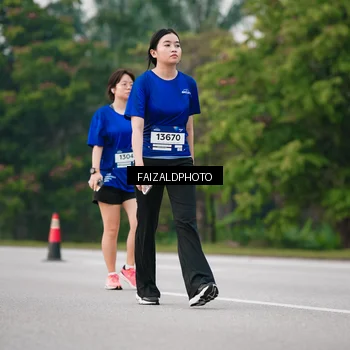 Runner Photo 7409476