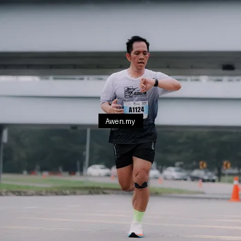 Runner Photo 7409487