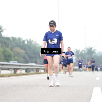 Runner Photo 7409491