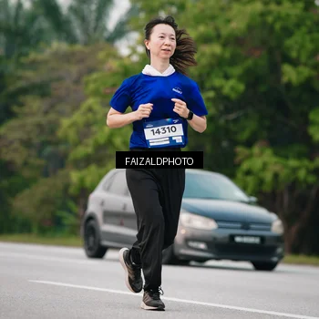 Runner Photo 7409496