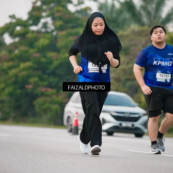 Runner Photo 7409538