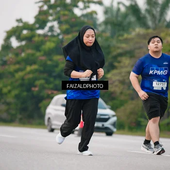 Runner Photo 7409548