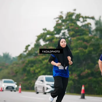 Runner Photo 7409571
