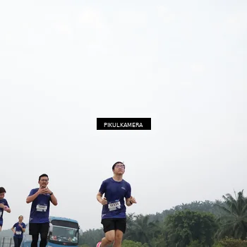 Runner Photo 7409578