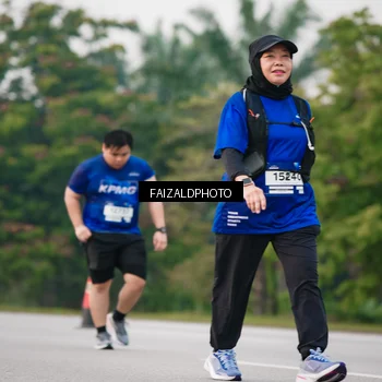Runner Photo 7409581