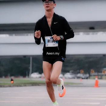 Runner Photo 7409617