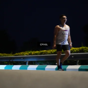 Runner Photo 7409648