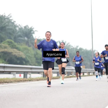 Runner Photo 7409656