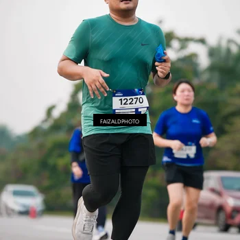 Runner Photo 7409664