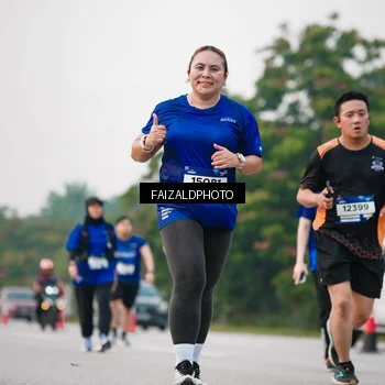 Runner Photo 7409679