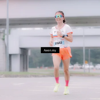Runner Photo 7409701