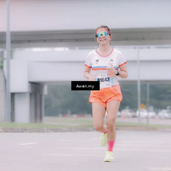 Runner Photo 7409710