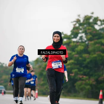Runner Photo 7409764