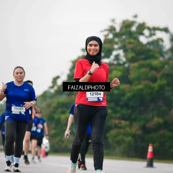 Runner Photo 7409769