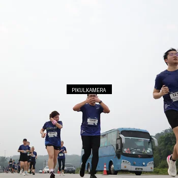 Runner Photo 7409785