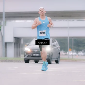 Runner Photo 7409810
