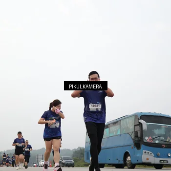 Runner Photo 7409828